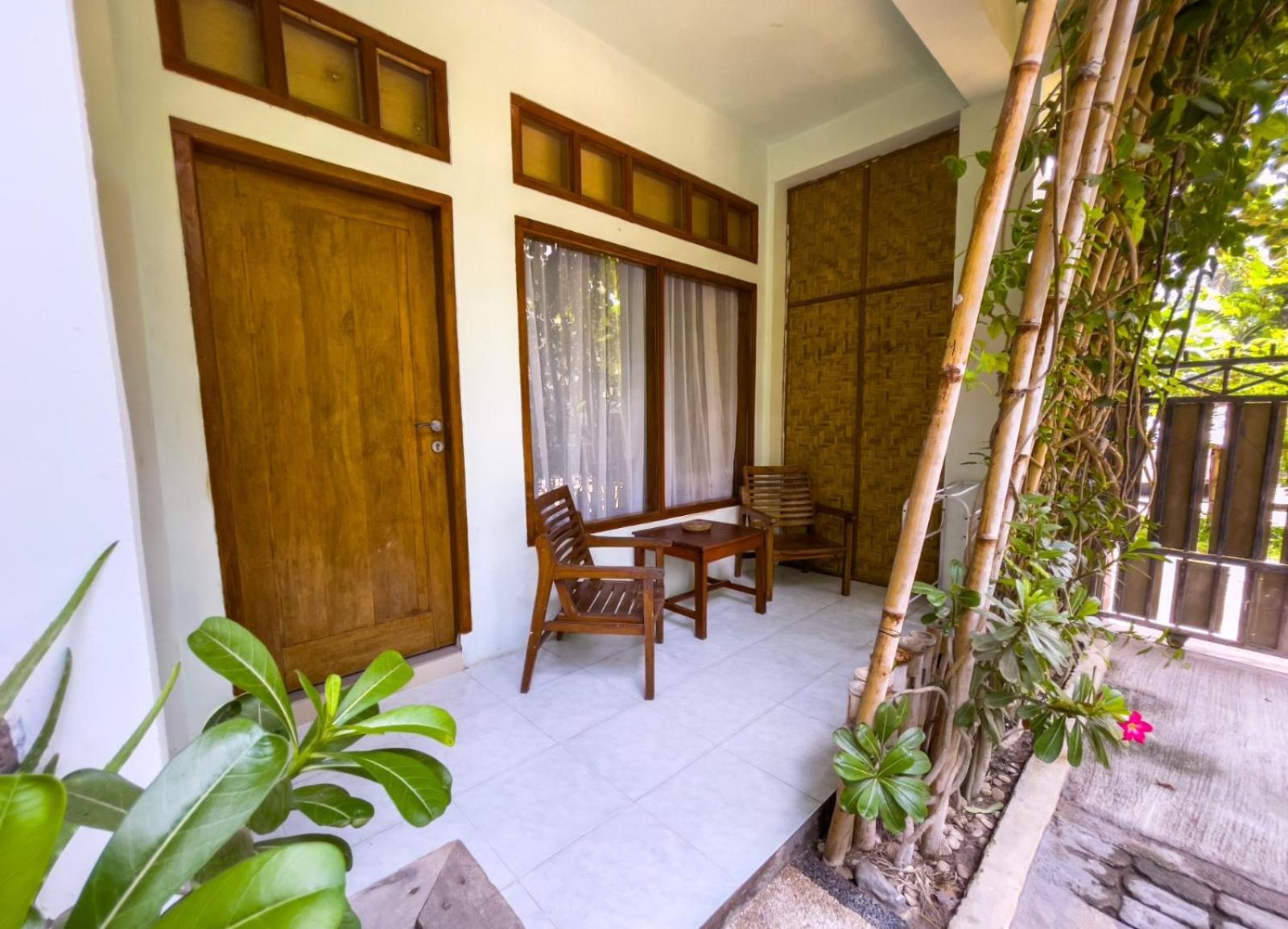 Lara Homestay Kuta  Exterior foto