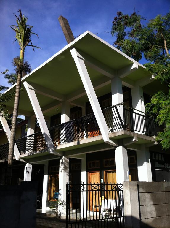 Lara Homestay Kuta  Exterior foto