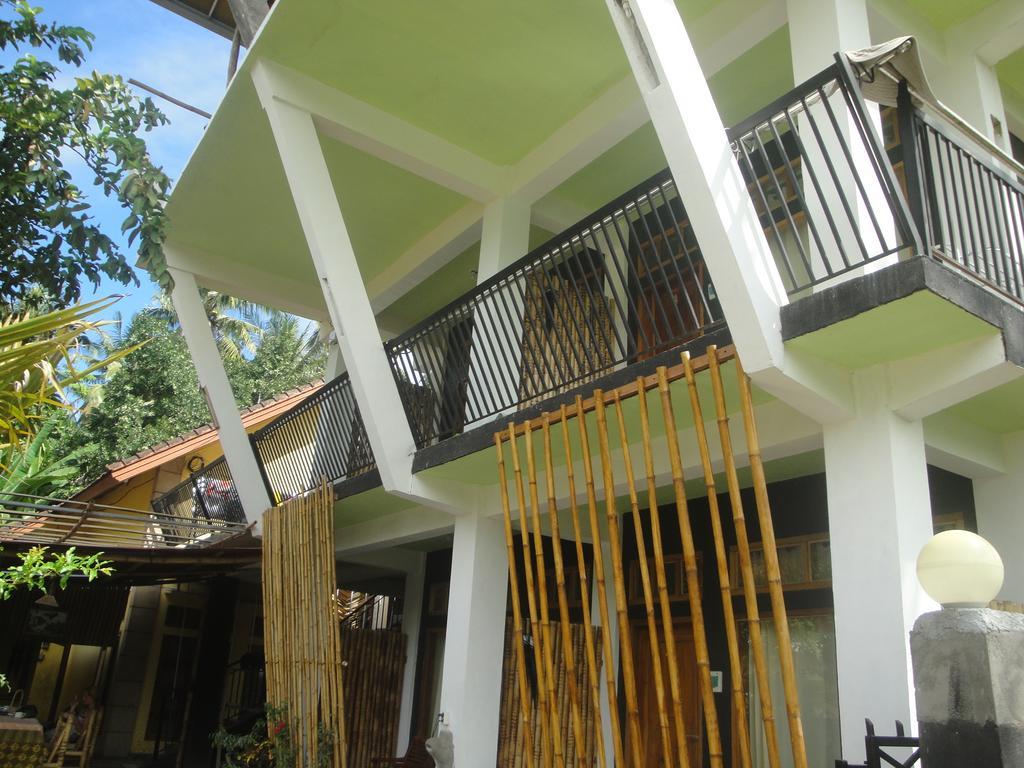 Lara Homestay Kuta  Exterior foto