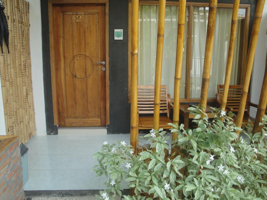 Lara Homestay Kuta  Exterior foto